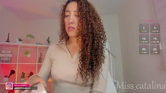 Snapshot of miss_catalinaa chatting on 01-20-25, 11:35 miss catalinaa online show from 01-20-25, 11:35