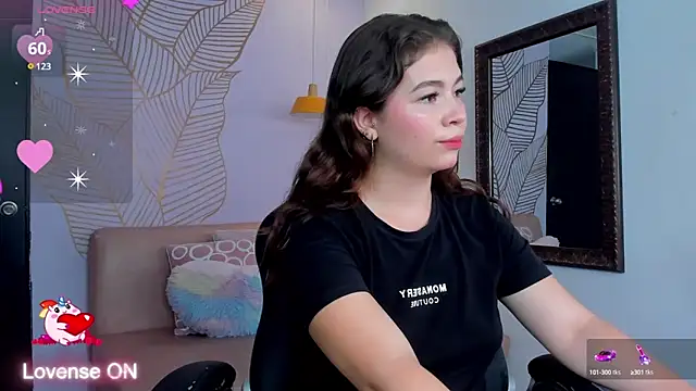 Snapshot of KarenPautt chatting on 01-11-25, 04:03 KarenPautt online show from 01-11-25, 04:03