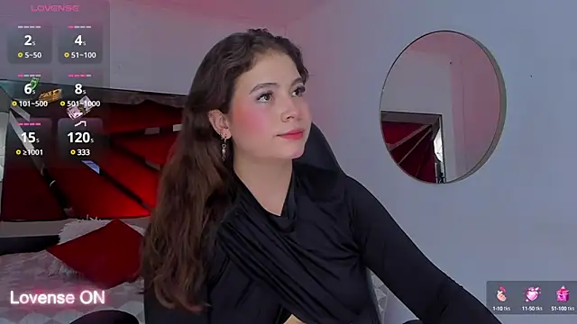 Snapshot of KarenPautt chatting on 02-12-25, 06:30 KarenPautt online show from 02-12-25, 06:30