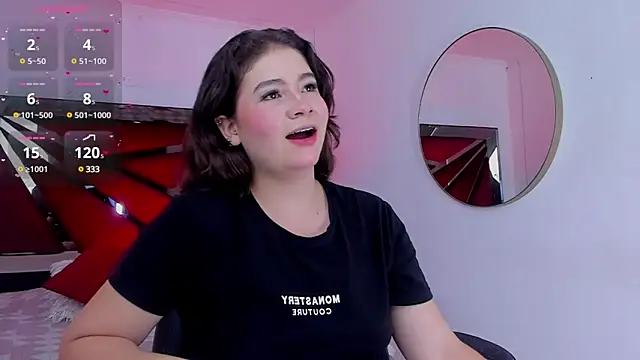 Snapshot of KarenPautt chatting on 02-18-25, 05:21 KarenPautt online show from 02-18-25, 05:21