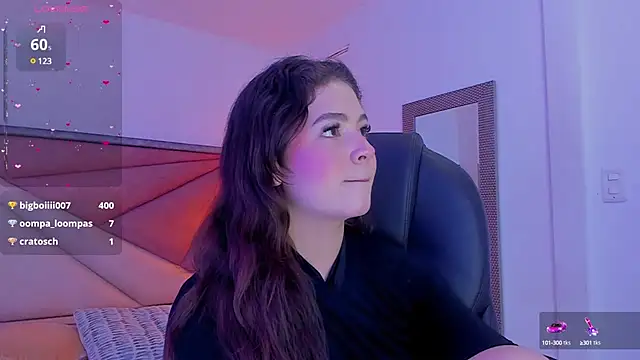 Snapshot of KarenPautt chatting on 03-15-25, 11:28 KarenPautt online show from 03-15-25, 11:28