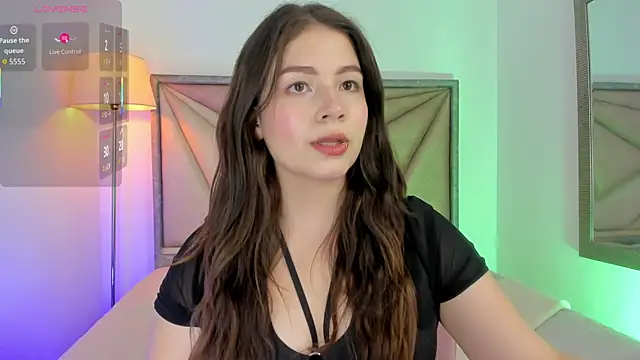 Snapshot of KarenPautt chatting on 01-06-26, 12:25 KarenPautt online show from 01-06-26, 12:25