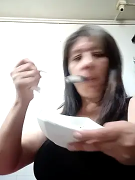 carolina linarez69 online show from 06-02-26, 08:44
