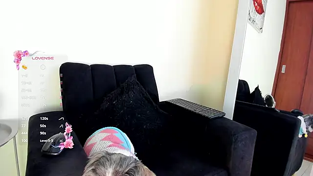 its  angelica  online show from 11-13-25, 07:35