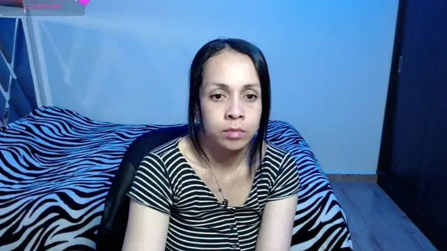 Snapshot of Amber_Lovely chatting on 09-16-25, 12:00 Amber Lovely online show from 09-16-25, 12:00