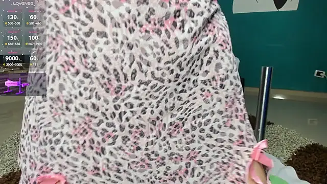 Snapshot of kinky_polar chatting on 11-13-25, 03:16 kinky polar online show from 11-13-25, 03:16