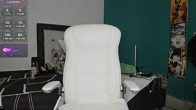 Snapshot of kinky_polar chatting on 02-18-26, 03:46 kinky polar online show from 02-18-26, 03:46