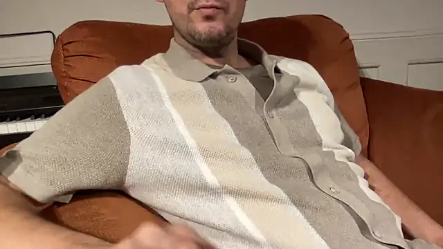 Snapshot of rayos789 chatting on 11-05-25, 03:50 rayos789 online show from 11-05-25, 03:50