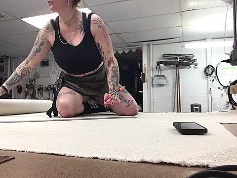 Snapshot of Babette_xox chatting on 02-09-26, 05:00 Babette xox online show from 02-09-26, 05:00