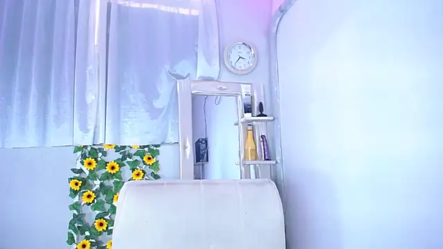 alaia 03 online show from 01-13-25, 03:36