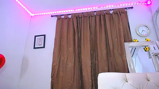 alaia 03 online show from 03-09-25, 12:20