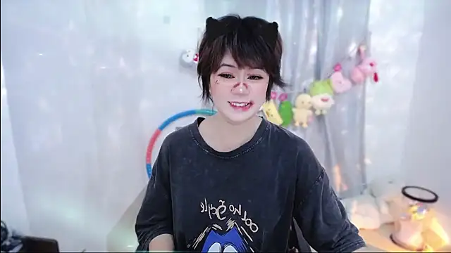 Fan ting online show from 11-01-25, 02:24