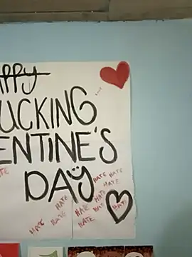 Snapshot of Elvishcassie_ chatting on 02-23-25, 07:28 Elvishcassie online show from 02-23-25, 07:28