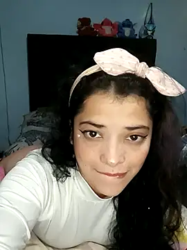 Snapshot of Elvishcassie_ chatting on 02-27-25, 01:38 Elvishcassie online show from 02-27-25, 01:38