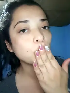 Snapshot of Elvishcassie_ chatting on 09-30-25, 02:00 Elvishcassie online show from 09-30-25, 02:00