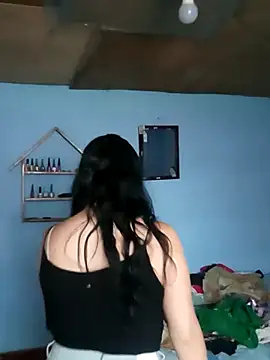 Snapshot of Elvishcassie_ chatting on 11-30-25, 06:45 Elvishcassie online show from 11-30-25, 06:45