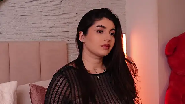 Snapshot of RachelSwaan chatting on 01-10-25, 10:50 RachelSwaan online show from 01-10-25, 10:50