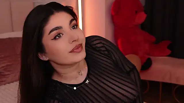 Snapshot of RachelSwaan chatting on 01-13-25, 05:01 RachelSwaan online show from 01-13-25, 05:01