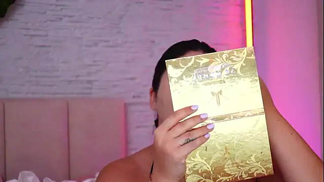 Snapshot of RachelSwaan chatting on 02-04-26, 06:08 RachelSwaan online show from 02-04-26, 06:08