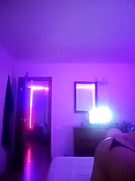 mariasaenz22 online show from 01-29-25, 01:37