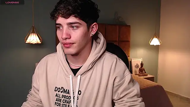 AlejooTwink online show from 01-26-25, 07:31