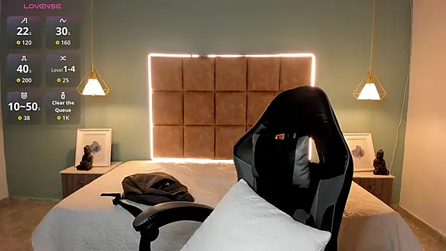 AlejooTwink online show from 04-21-26, 03:35