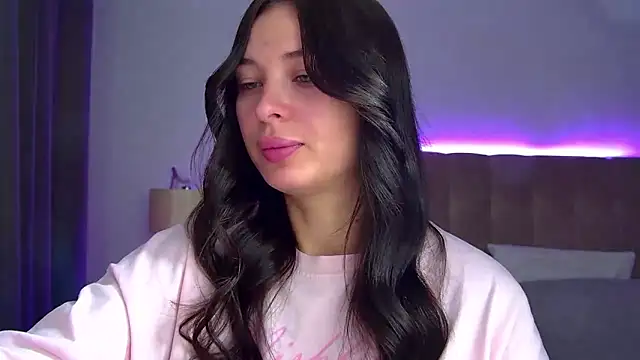 AlexandraBloom online show from 11-17-25, 06:24