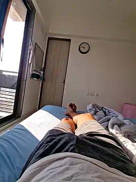 vivanpraj999 online show from 11-18-25, 03:45