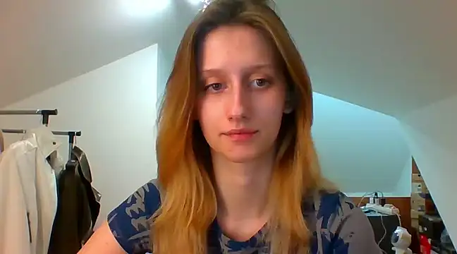 LUNA delight online show from 02-12-25, 06:19