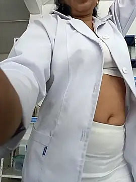 Megan jennerr online show from 10-31-25, 02:29