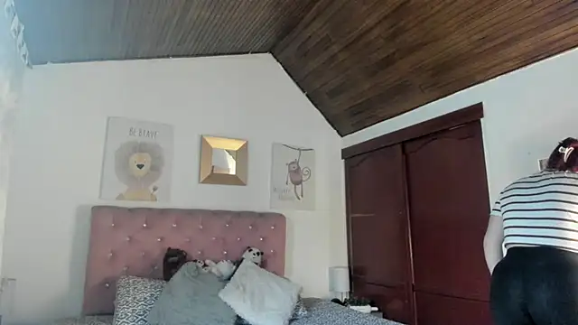 CelessteRedds online show from 01-10-26, 11:45