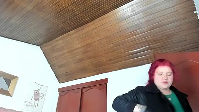 CelessteRedds online show from 04-22-26, 11:56