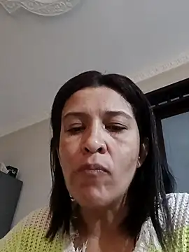 Snapshot of Slut_Milf_ chatting on 01-05-25, 10:08 Slut Milf  online show from 01-05-25, 10:08