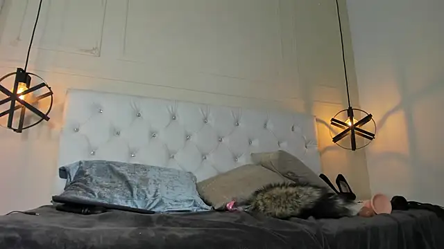 Snapshot of Slut_Milf_ chatting on 01-17-25, 01:36 Slut Milf  online show from 01-17-25, 01:36