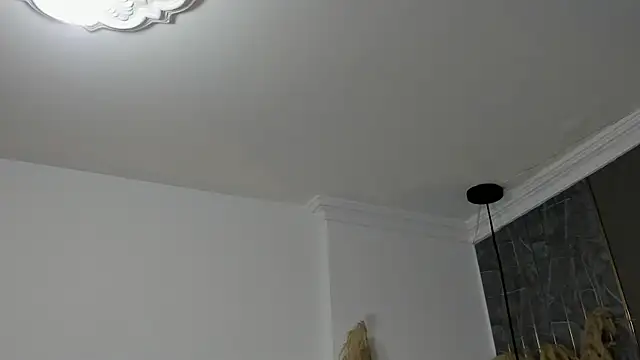 Snapshot of Slut_Milf_ chatting on 09-25-25, 07:06 Slut Milf  online show from 09-25-25, 07:06