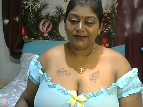 Snapshot of indiansuga chatting on 12-13-24, 05:32 indiansuga online show from 12-13-24, 05:32