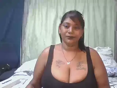 Snapshot of indiansuga chatting on 02-18-26, 05:09 indiansuga online show from 02-18-26, 05:09