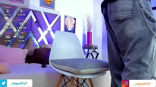  miguel0 online show from 11-04-25, 02:05