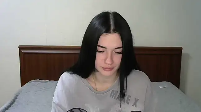 Liana diva online show from 02-25-25, 11:00