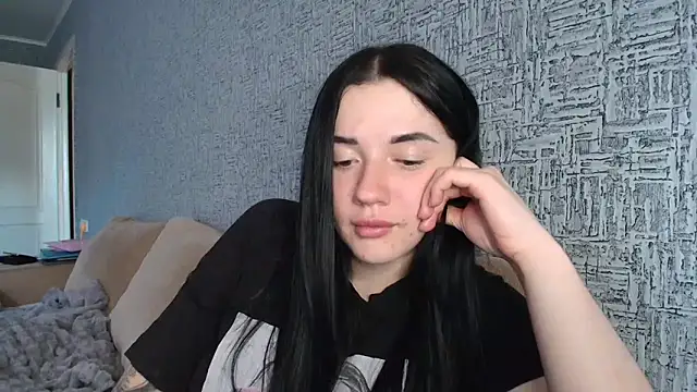 Liana diva online show from 03-22-26, 11:24