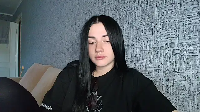 Liana diva online show from 04-20-26, 02:20