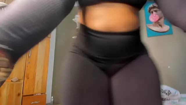 Snapshot of Lilybaudinx96 chatting on 12-02-24, 04:42 Lilybaudinx96 online show from 12-02-24, 04:42