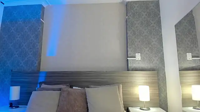 Snapshot of Mistyca chatting on 05-23-26, 11:36 Mistyca online show from 05-23-26, 11:36