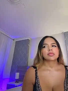 Snapshot of Mistyca chatting on 05-28-26, 11:40 Mistyca online show from 05-28-26, 11:40