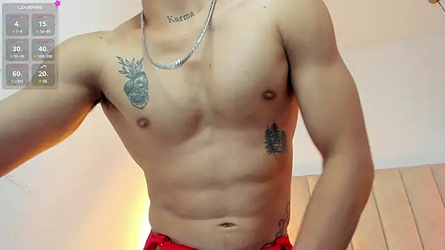 Snapshot of AkazaBoy_ chatting on 01-13-25, 08:05 AkazaBoy online show from 01-13-25, 08:05