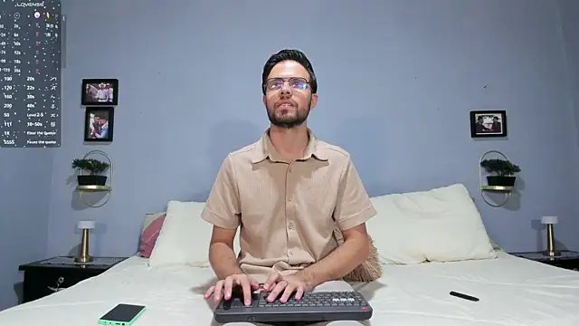 ETHAN ADAM online show from 01-09-25, 08:44