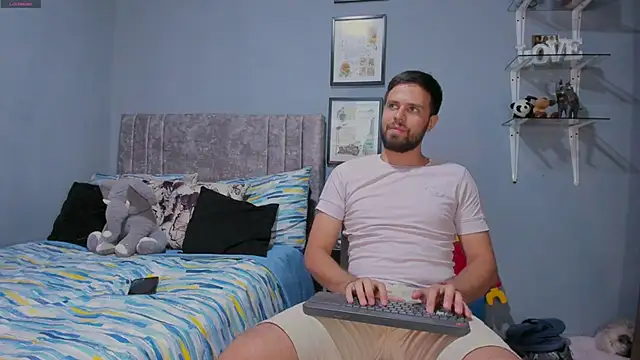 ETHAN ADAM online show from 03-30-26, 08:54