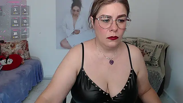 Snapshot of Serenay_ chatting on 12-02-24, 10:01 Serenay  online show from 12-02-24, 10:01