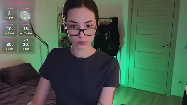 Space X Roxy  online show from 01-18-25, 04:53