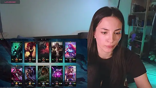 Space X Roxy  online show from 03-03-25, 08:21